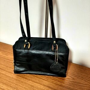 Elegant Black Leather Handbag
